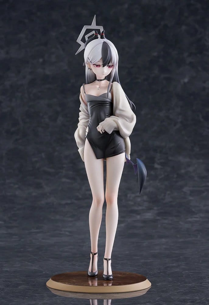 PREORDINE+ 07/2027 Blue Archive PVC Figure 1/7 Kayoko (Dress) 23 cm