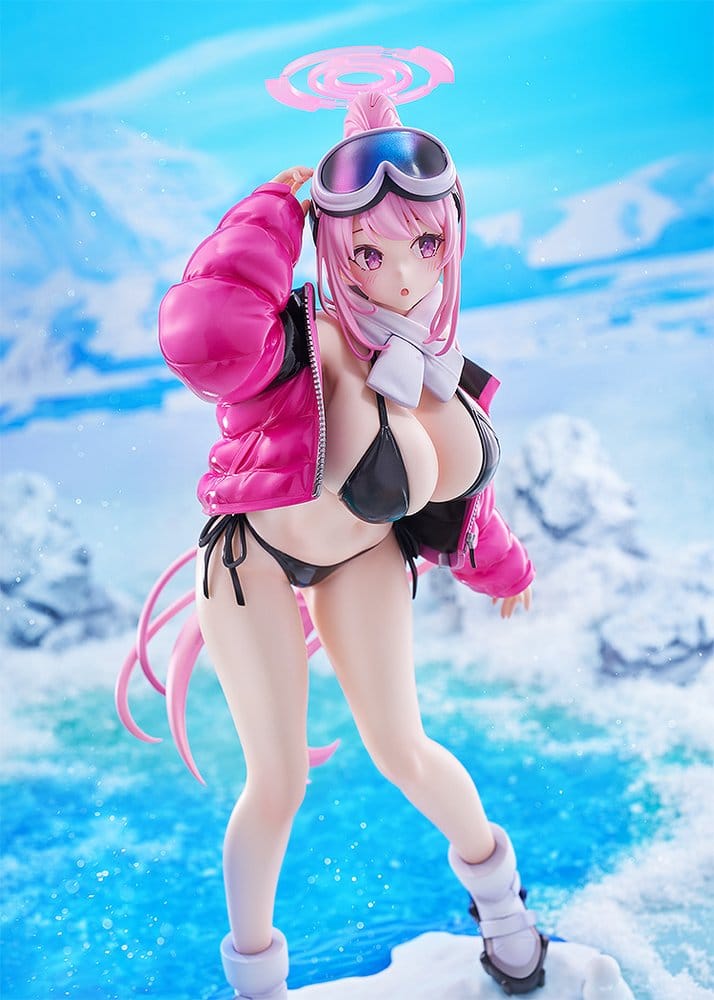PREORDINE+ 08/2026 Blue Archive PVC Figure 1/7 Eimi (Swimsuit) 26 cm