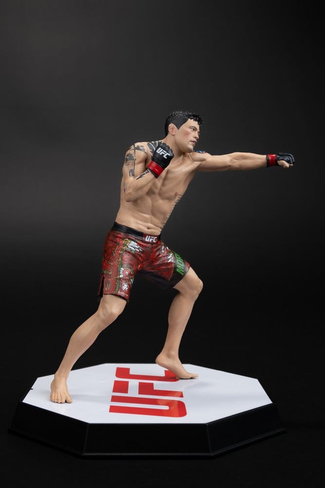 🧪 LAB | SU ORDINAZIONE UFC Posed PVC Statue Brandon Moreno 16 cm