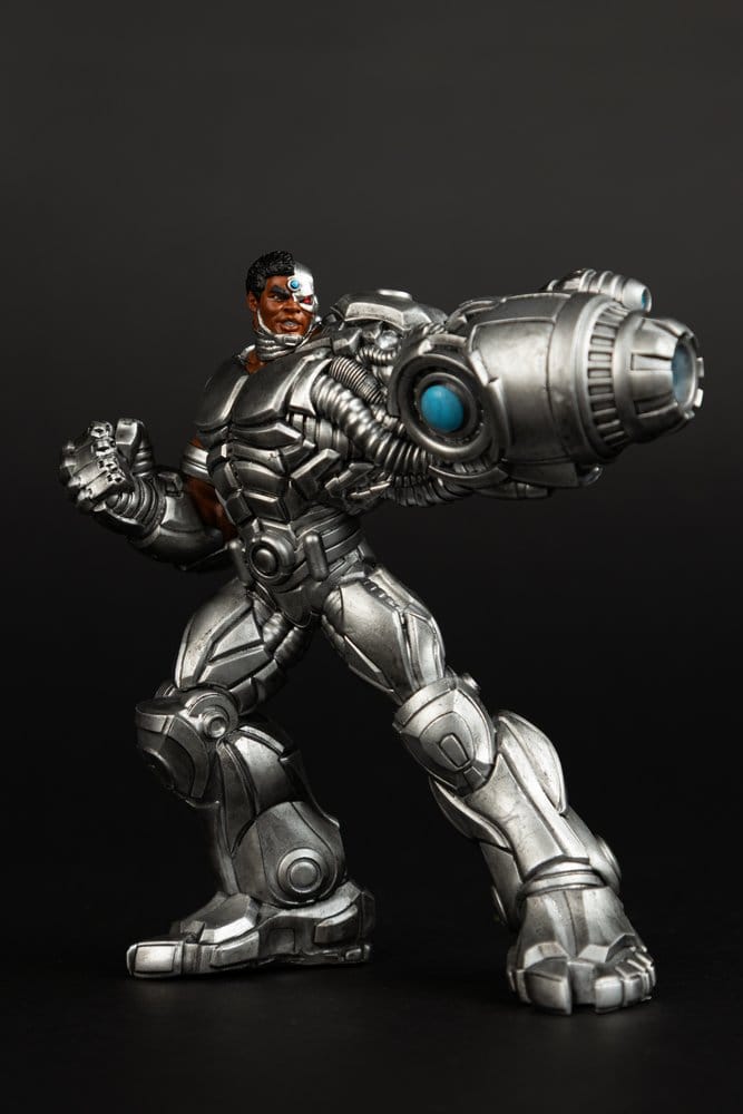 🧪 LAB | SU ORDINAZIONE DC Direct Collector Vinyl Statue Cyborg 12 cm