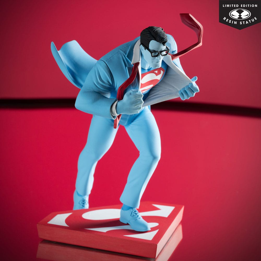 🧪 LAB | SU ORDINAZIONE DC Direct Statue 1/10 Superman Red and Blue: Superman by Clayton Henry Limited Edition 16 cm