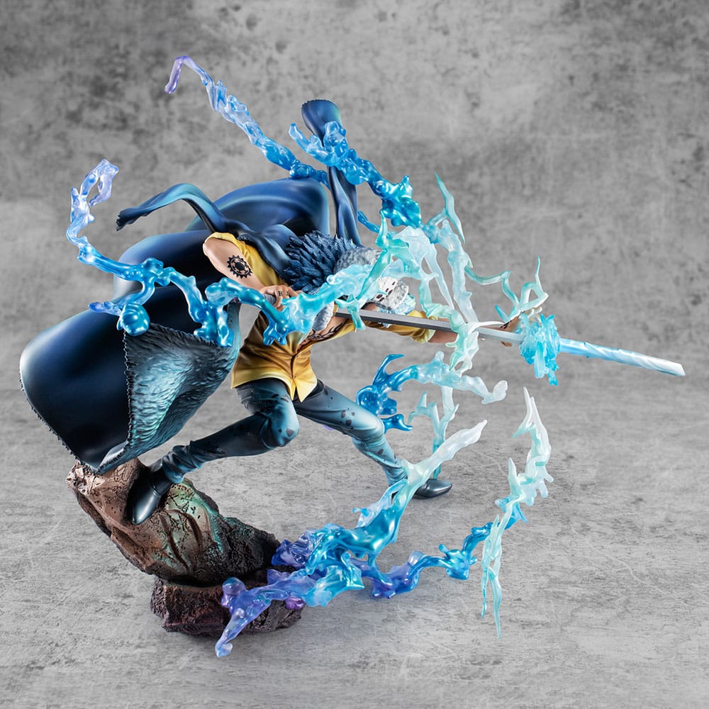 PREORDINE 03/2026 One Piece Portrait Of Pirates WA-MAXIMUM PVC Statue Trafalgar Law The Surgeon of Death Awaken Ver. 27 cm (PREORDINE NON CANCELLABILE)