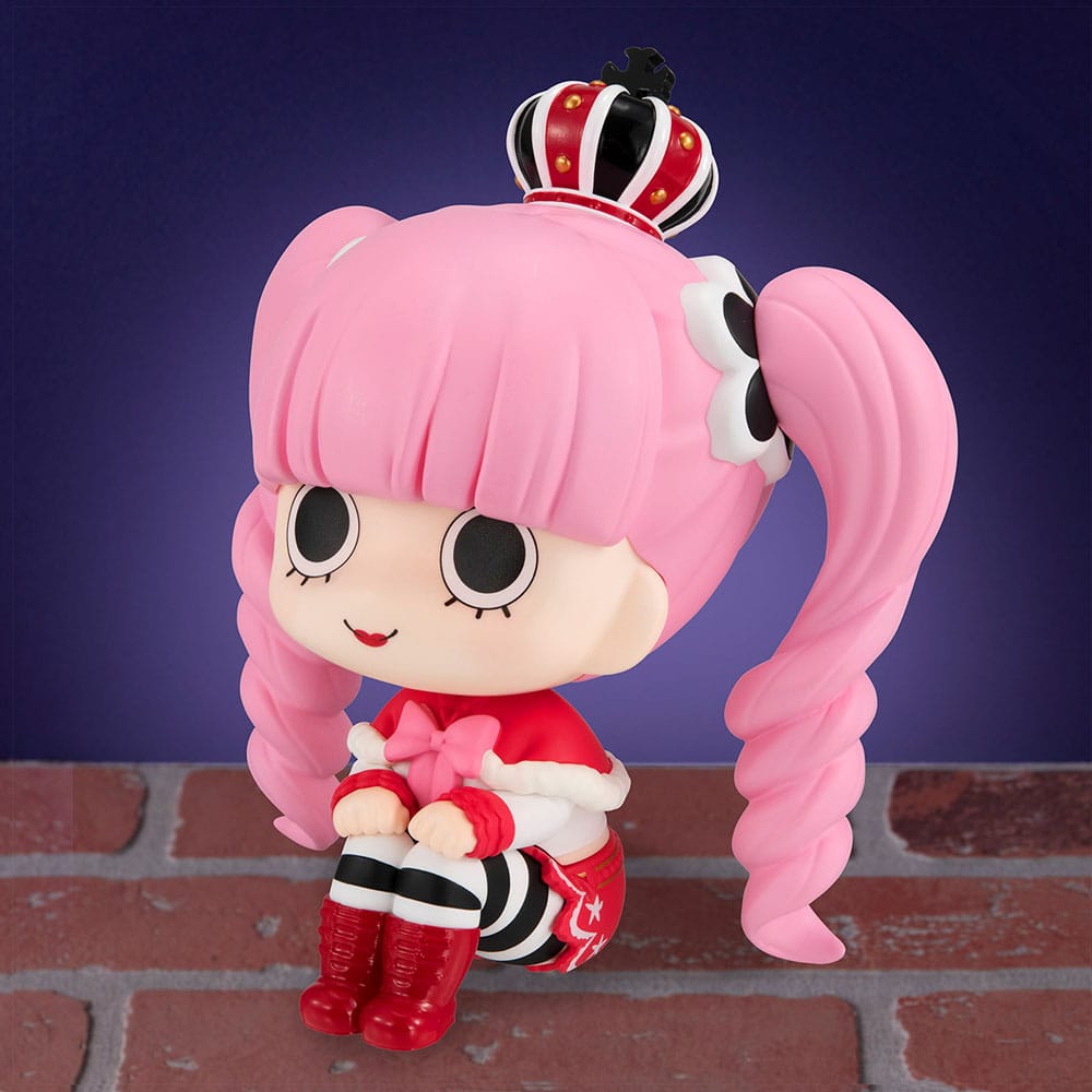 PREORDINE+ 03/2027 One Piece Look Up PVC Figure Perona 11 cm (Repeat)