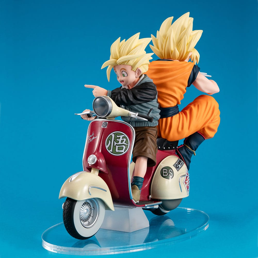 SU ORDINAZIONE Dragonball Z 05 Desktop Real McCoy PVC Diorama Super Saiyan Son Goku & Super Saiyan Son Gohan & Motorbike 16 cm