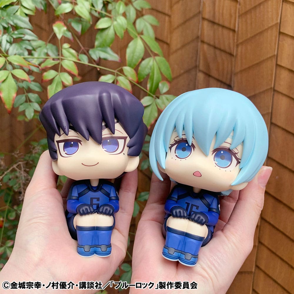 PREORDINE CHIUSO 12/2025 Blue Lock Look Up PVC Statue Tabito Karasu & Yo Hiori Set (with gift) 11 cm (PREORDINE NON CANCELLABILE)