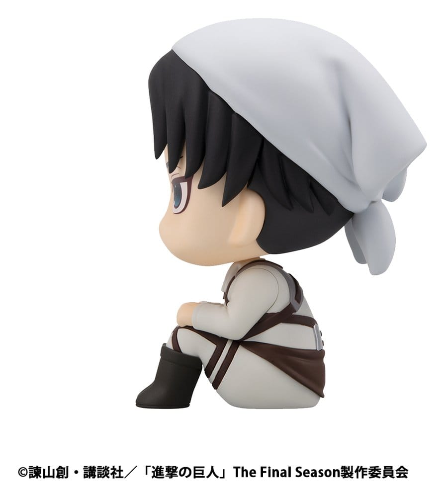 PREORDINE+ 11/2026 Attack on Titan Look Up PVC Statue Levi Cleaning up Ver. 11 cm