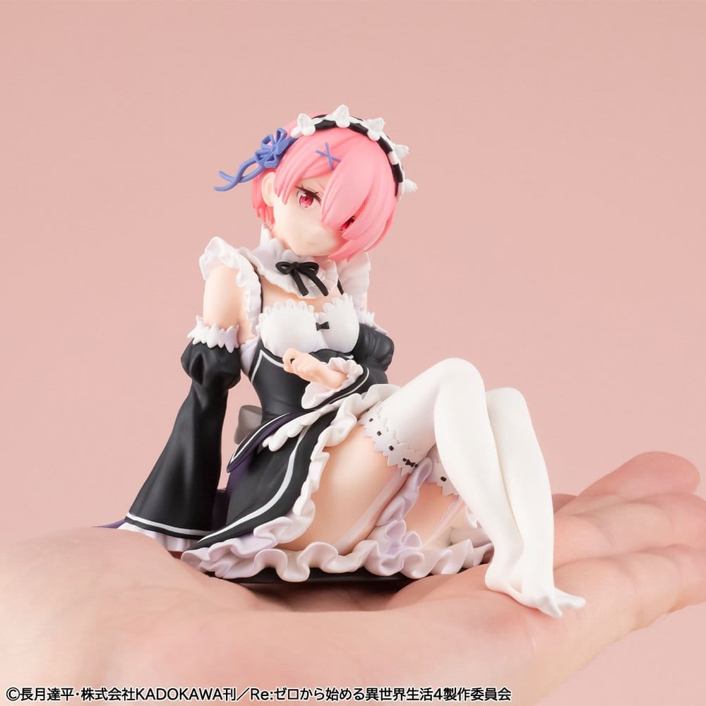 PREORDINE+ 11/2026 Re:Zero Melty Princess PVC Figure Ram Palm Size 9 cm