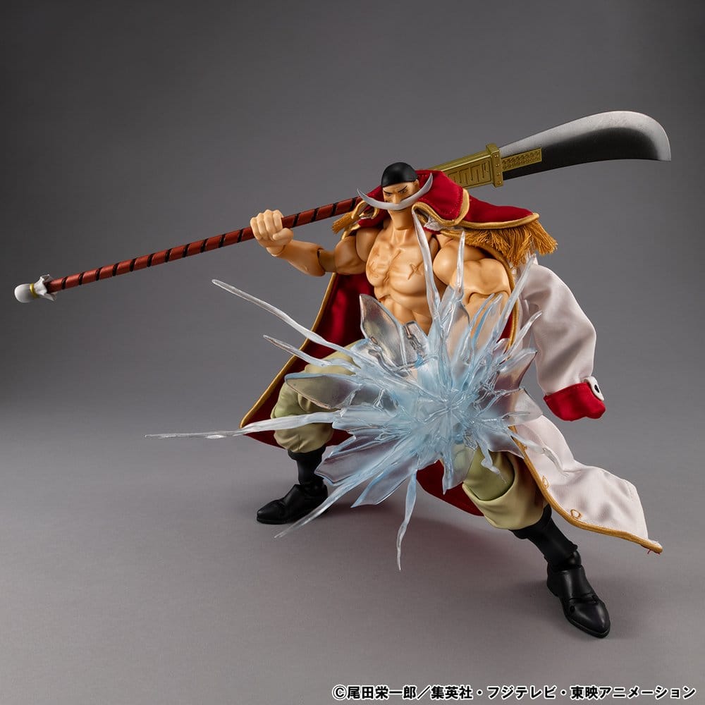 PREORDINE+ 08/2027 One Piece Variable Action Heroes Action Figure White Beard Edward Newgate Ver.1.5 24 cm