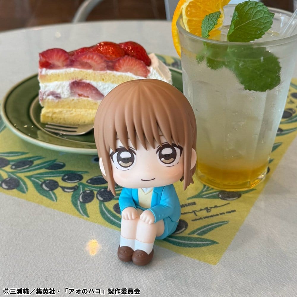 PREORDINE+ 08/2027 Blue Box Look Up PVC Figure Chinatsu Kano 11 cm (with gift)