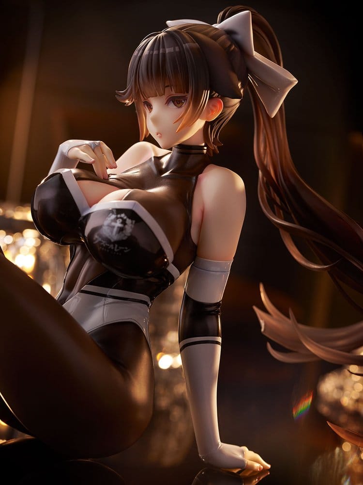 PREORDINE+ 05/2027 Azur Lane PVC Figure 1/4 Takao Full Throttle Charmer 22 cm