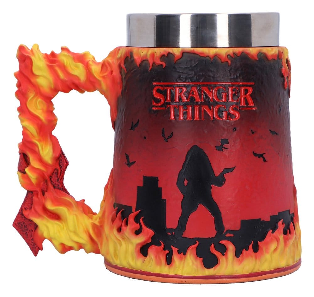 🧪 LAB | SU ORDINAZIONE Stranger Things Tankard Hellfire Club 16 cm