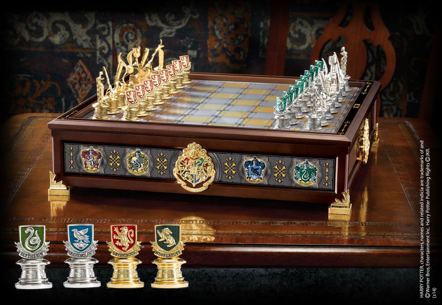 AUF BESTELLUNG GEFERTIGT Harry Potter - Hogwarts Häuser Quidditch Schach