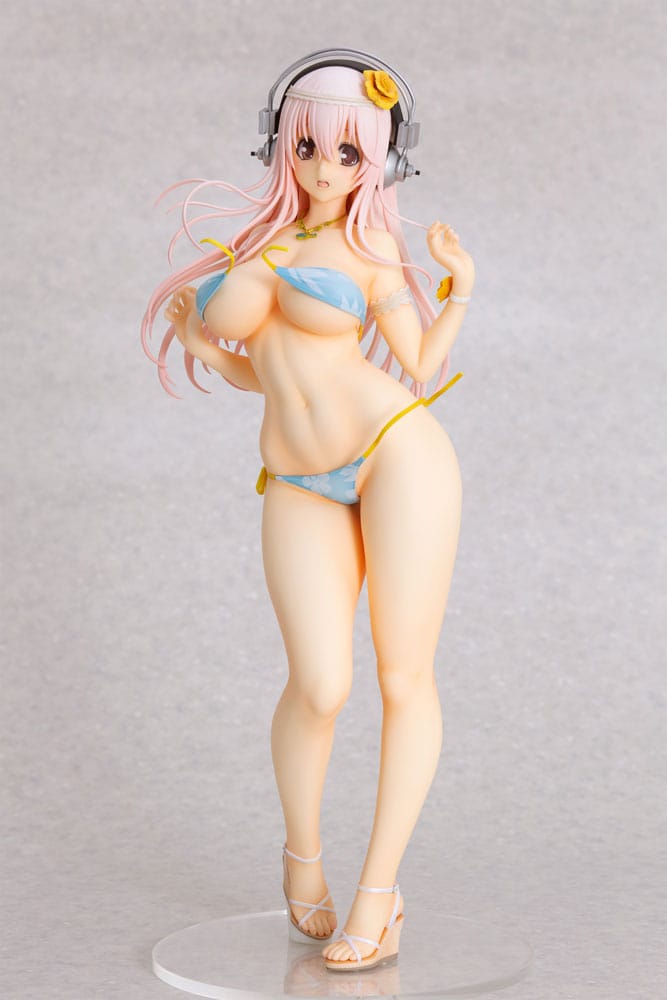 PREORDINE+ 01/2026 Super Sonico Statue 1/4.5 Super Sonico Summer Vacation Ver. 35 cm
