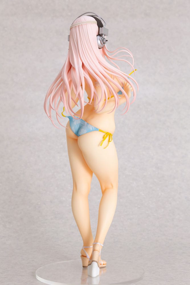 PREORDINE+ 01/2026 Super Sonico Statue 1/4.5 Super Sonico Summer Vacation Ver. 35 cm