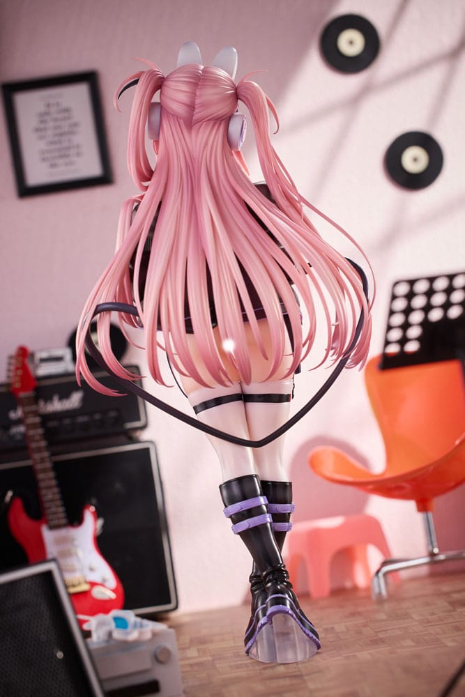 PREORDINE 04/2026 Original Character PVC Statue 1/6 Usamimi Headphone Lulumu Illustrated by Tamano Kedama Deluxe Edition 32 cm (18+) (PREORDINE NON CANCELLABILE)