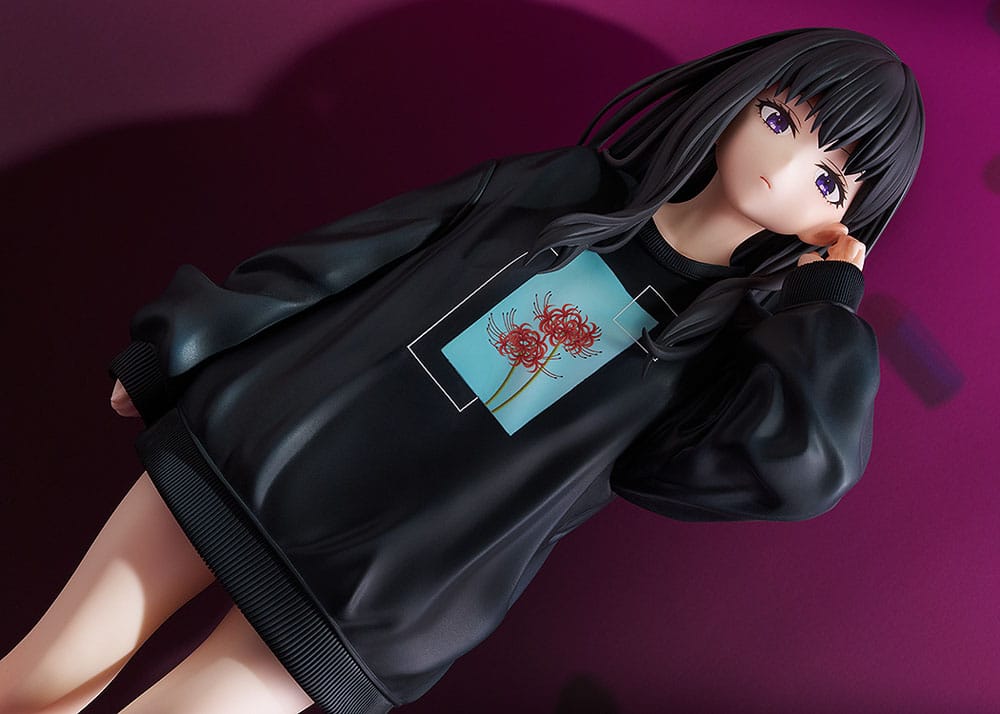 PREORDINE+ 05/2026 Lycoris Recoil PVC Statue 1/7 Takina Inoue: Oversized Sweatshirt Ver. 25 cm