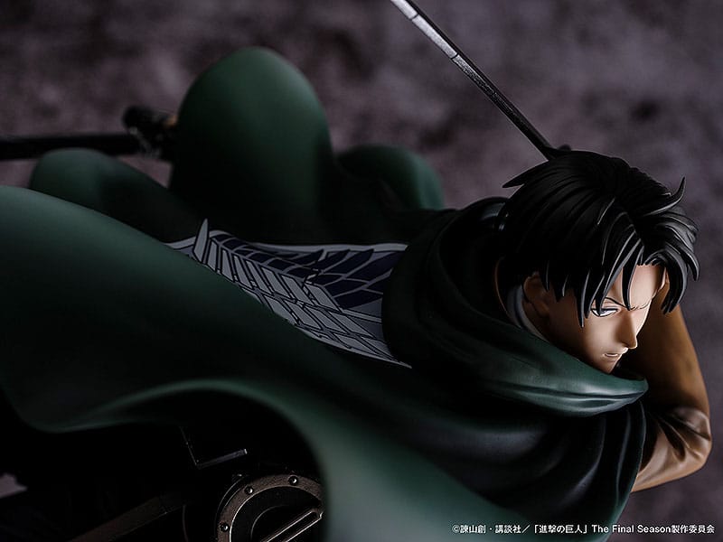 PREORDINE+ CHIUSO 02/2025 Attack on Titan PVC Statue 1/6 Humanity's Strongest Soldier Levi 23 cm (PREORDINE NON CANCELLABILE)