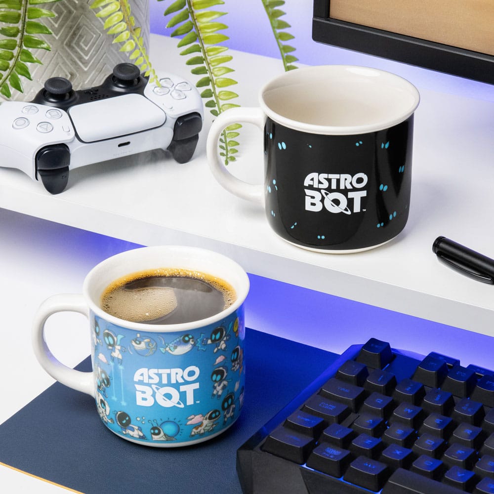 Auf Bestellung gefertigt: Astro Bot Becher mit Wärmefunktion und Astro Bot Logo