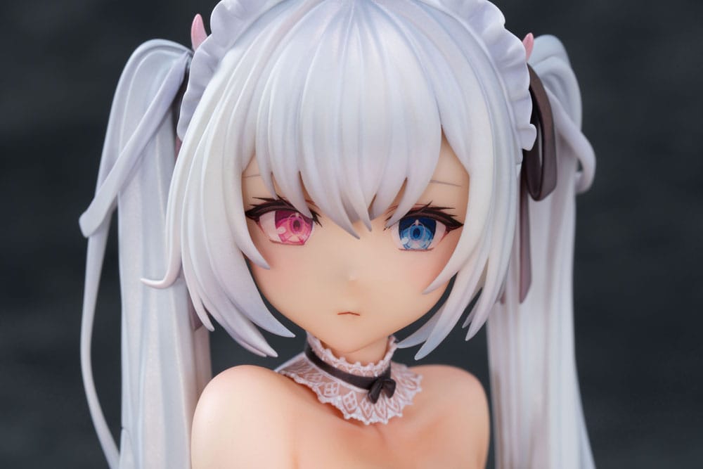PREORDINE+ 04/2027 (NON CANCELLABILE) Original Character Statue 1/6 Shiraga Luna-chan by Kome Shirokasu 15 cm (18+)