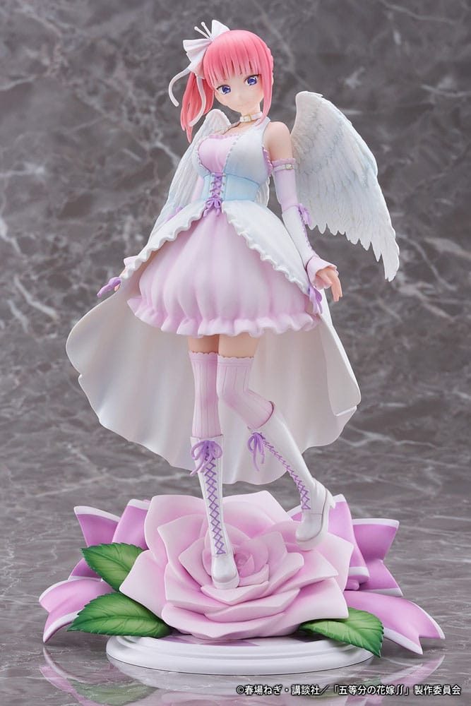 PREORDINE+ CHIUSO 02/2025 The Quintessential Quintuplets Nakano Nino Angel Ver. 26 cm Statue 1/7