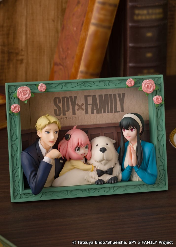 PREORDINE 09/2025 Spy x Family PVC Statue The Forgers 13 cm (PREORDINE NON CANCELLABILE)