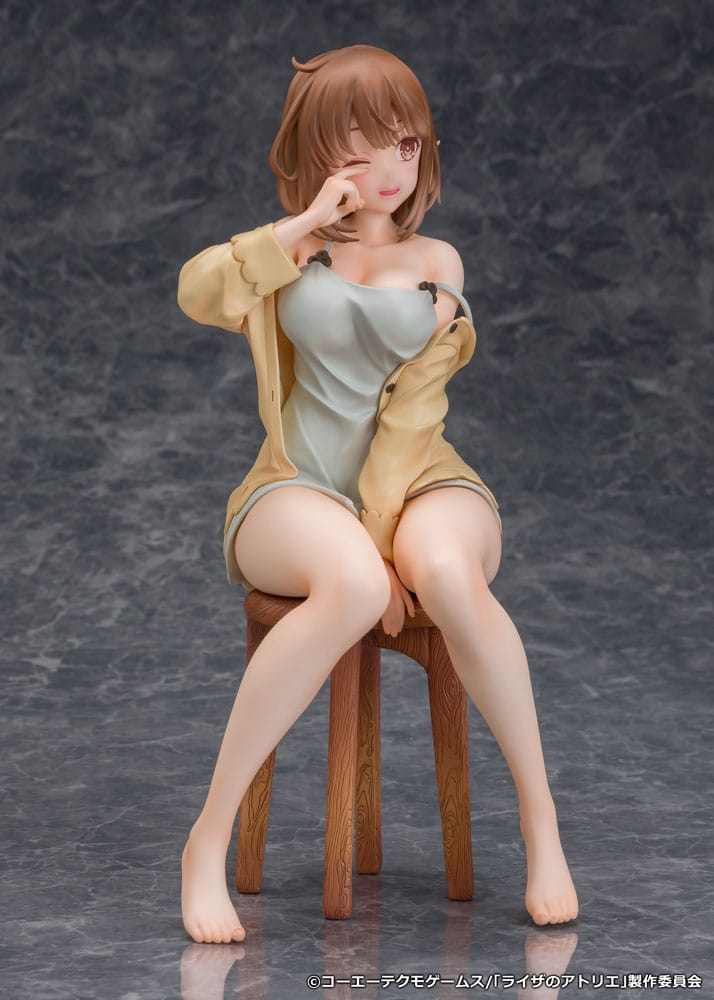 PREORDINE+ 10/2025 Atelier Ryza: Ever Darkness & the Secret Hideout PVC Statue 1/7 Reisalin Stout Nightclothes Ver. 19 cm