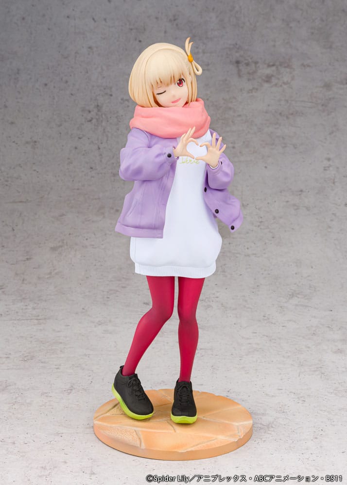PREORDINE+ CHIUSO 06/2026 (NON CANCELLABILE) Lycoris Recoil PVC Statue 1/7 Chisato Nishikigi Winter Ver. 23 cm