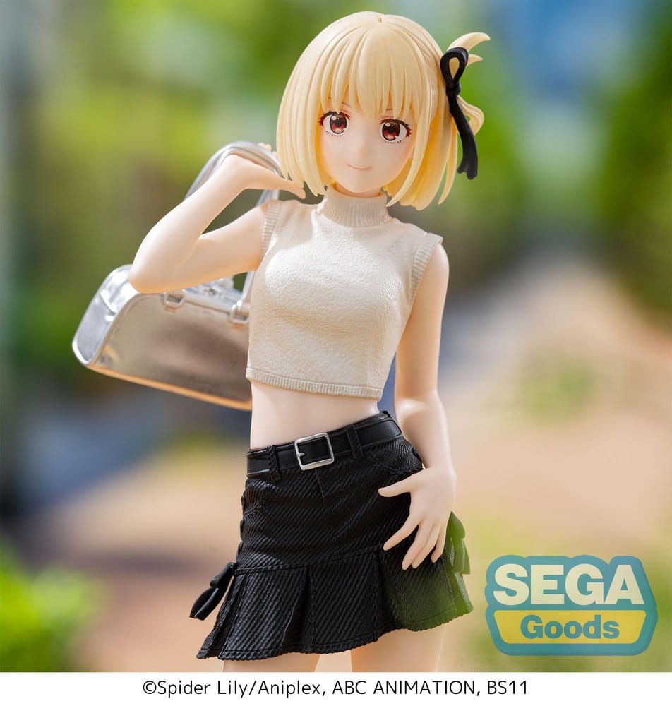 VORBESTELLUNG+ 04/2027 Lycoris Recoil High Premium Figur PVC Figur Chisato Nishikigi Street Snap 20 cm