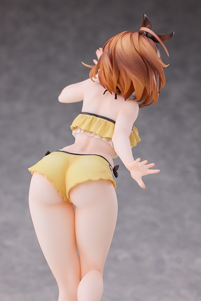 PREORDINE 12/2026 Atelier Ryza: Ever Darkness & the Secret Hideout PVC Statue 1/7 Reisalin Stout: Swimsuit Ver. 23 cm (PREORDINE NON CANCELLABILE)