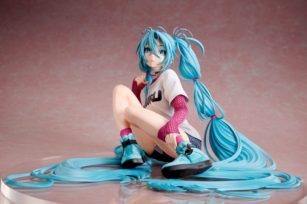 SU ORDINAZIONE Hatsune Miku Statue 1/4 Yoneyama Mai The Latest Street Style "Cute" 17 cm *PREZZO SPECIALE*