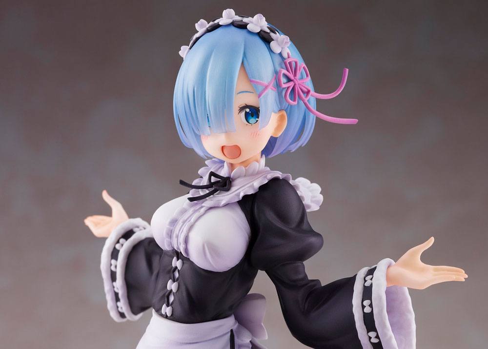 IN STOCK (Scatola Danneggiata) Re:Zero PVC Statue AMP Rem Winter Maid Image Ver. 23 cm