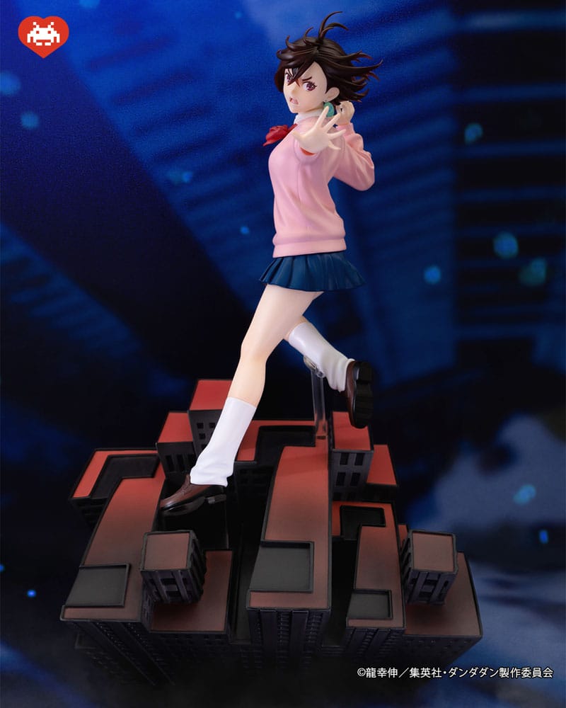 SU ORDINAZIONE Dandadan Dressta PVC Statue Momo 23 cm