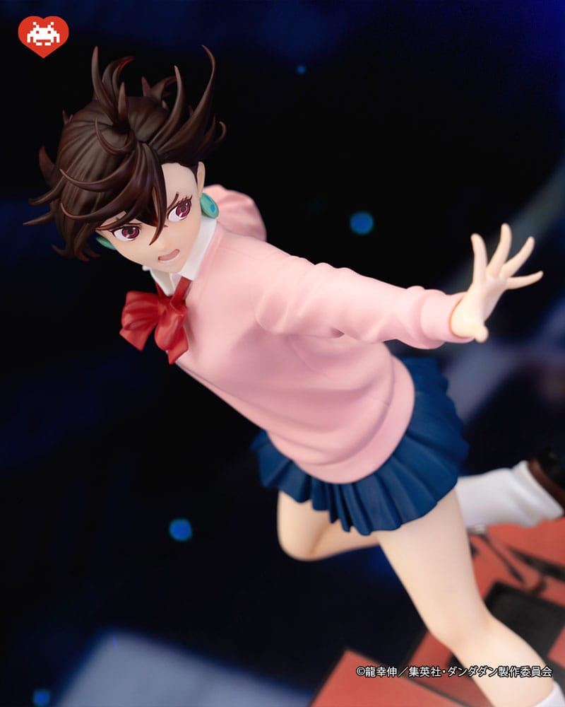 SU ORDINAZIONE Dandadan Dressta PVC Statue Momo 23 cm