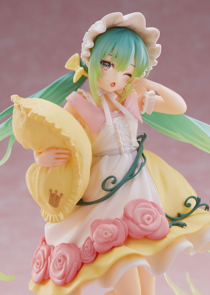 IN STOCK Hatsune Miku PVC Statue Hatsune Miku Wonderland Figure Sleeping Beauty Reissue 18 cm