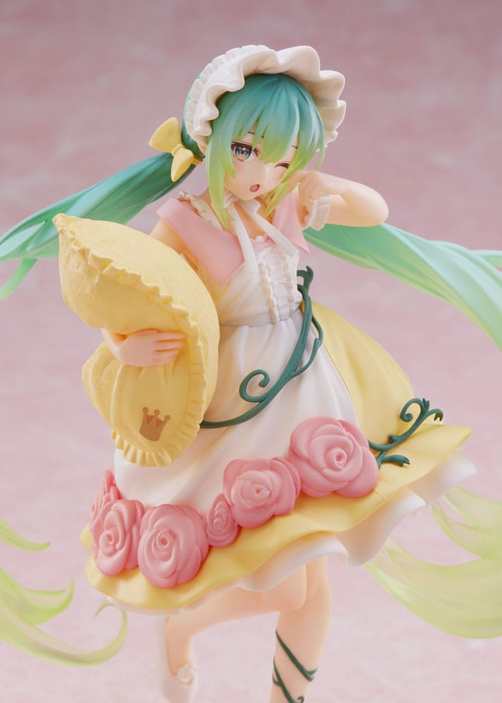 IN STOCK Hatsune Miku PVC Statue Hatsune Miku Wonderland Figure Sleeping Beauty Reissue 18 cm