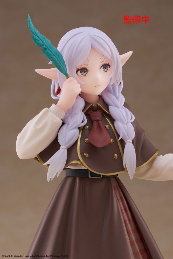 PREORDINE+ 10/2026 Frieren: Beyond Journey's End Coreful PVC Figure Frieren (Detective ver.) 18 cm