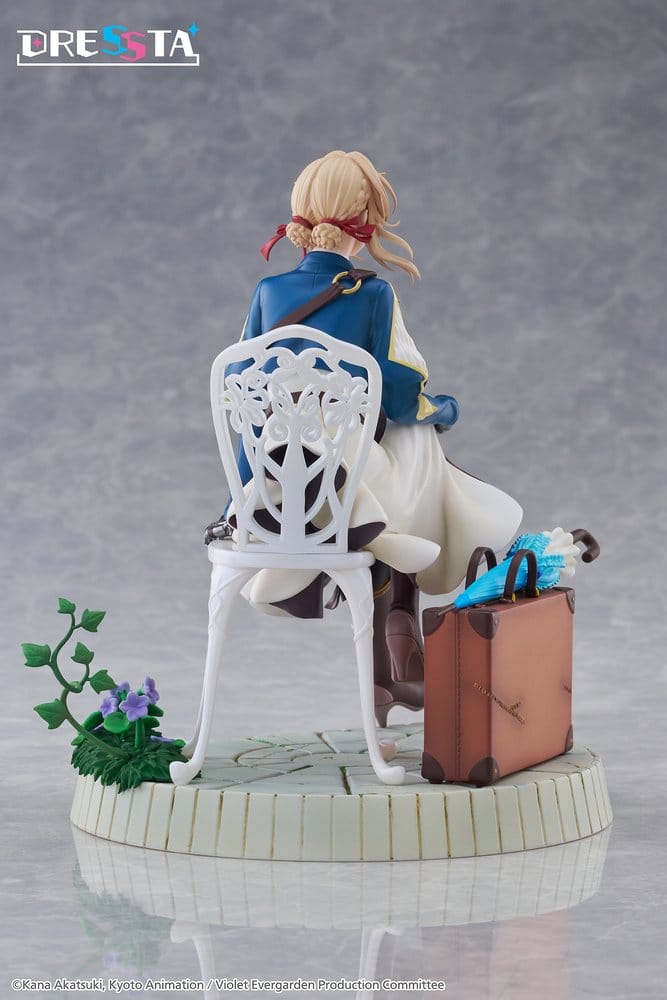 PREORDINE+ 03/2027 (NON CANCELLABILE) Violet Evergarden Dressta PVC Figure Violet Evergarden 17 cm