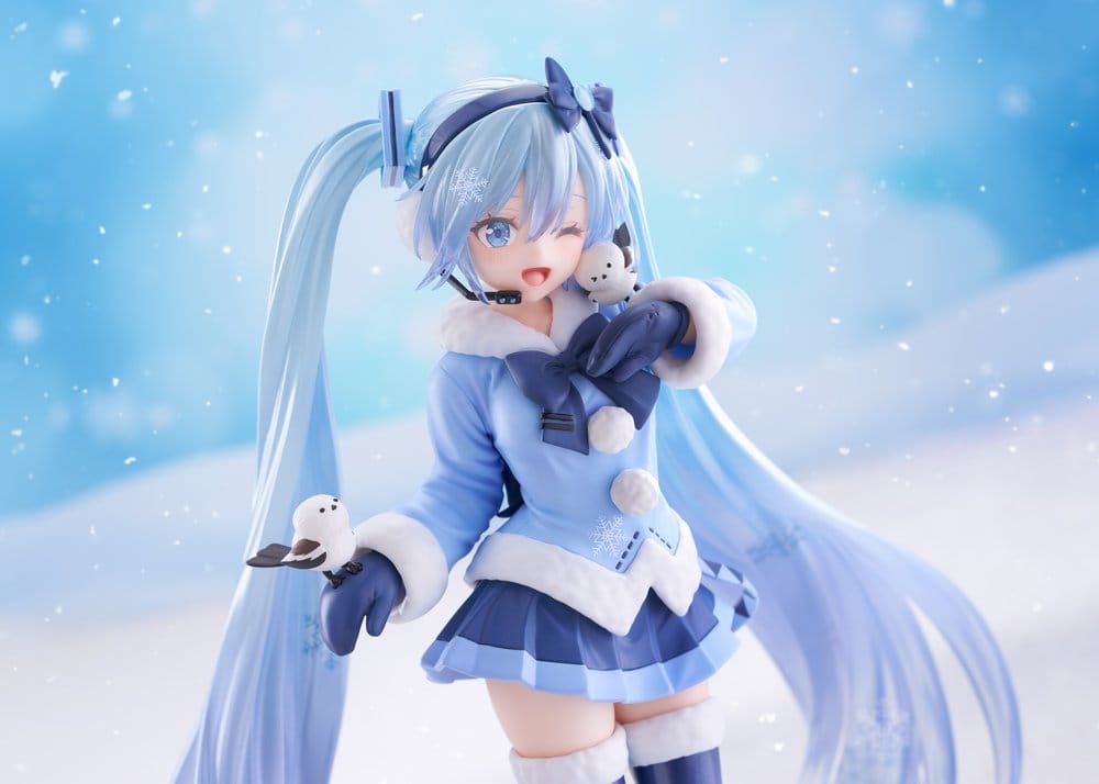 VORBESTELLUNG+ 12/2026 Hatsune Miku AMP+ PVC Figur Snow Miku All Stars 2012 Ver. 25 cm