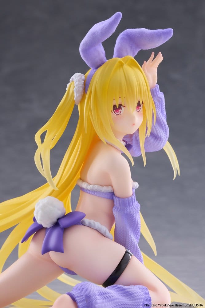 PREORDINE+ 02/2027 To Love-Ru Darkness MOFLOCK PVC Figure Golden Darkness (Fluffy Bunny Ver.) 13 cm