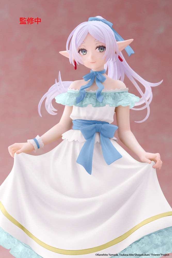 PREORDINE+ 03/2027 Frieren: Beyond Journey's End Coreful PVC Figure Frieren (Party Dress ver.) Renewal 18 cm