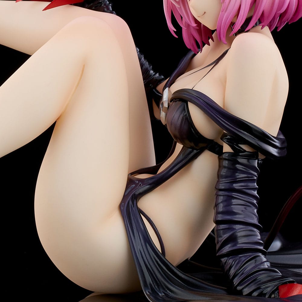 PREORDINE+ 03/2026 To Love-Ru Darkness PVC Statue 1/6 Momo Velia Deviluke Darkness Ver. Renewal Package Edition 15 cm