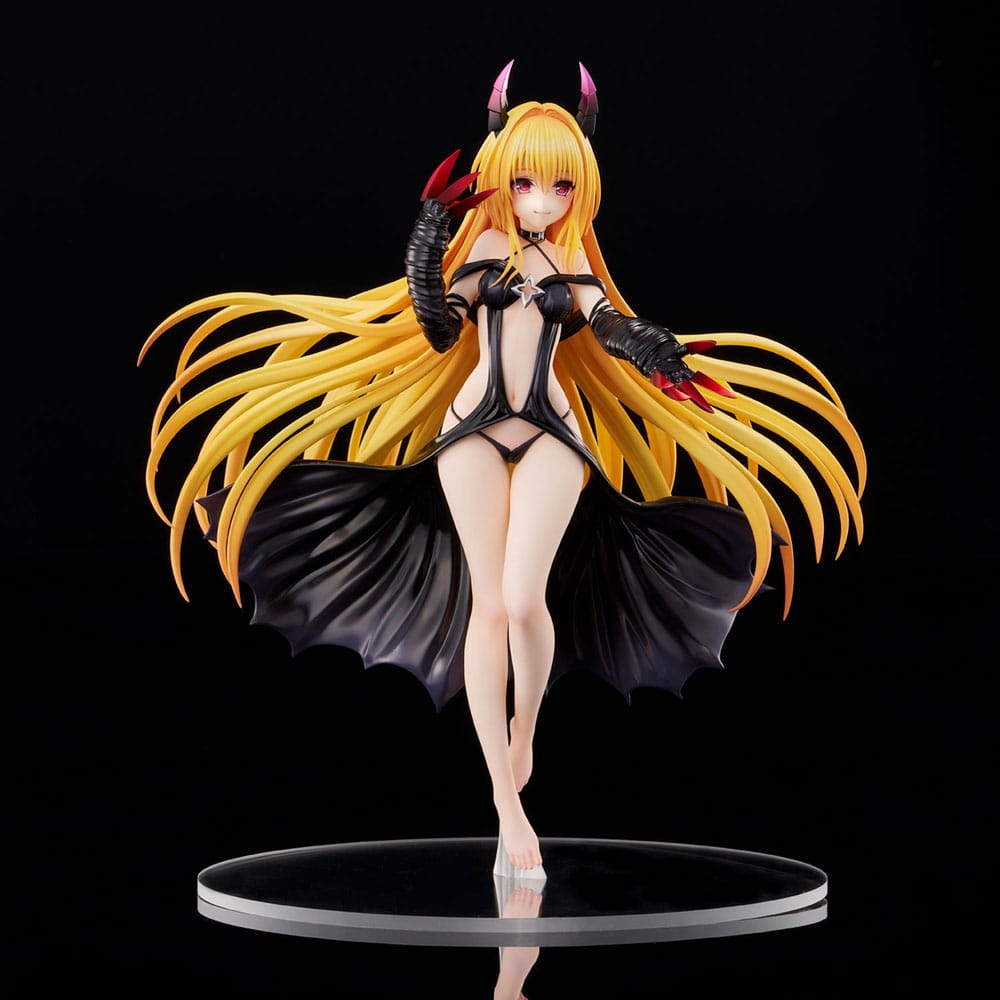 PREORDINE+ 01/2026 To Love-Ru Darkness PVC Statue 1/6 Golden Darkness Darkness Ver. 30 cm