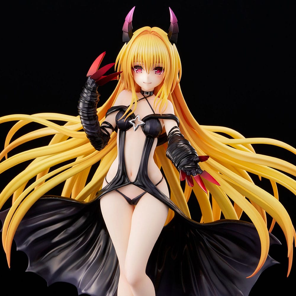 PREORDINE+ 01/2026 To Love-Ru Darkness PVC Statue 1/6 Golden Darkness Darkness Ver. 30 cm