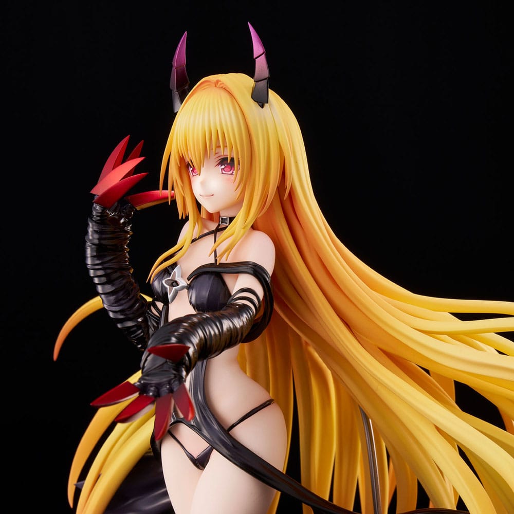 PREORDINE+ 01/2026 To Love-Ru Darkness PVC Statue 1/6 Golden Darkness Darkness Ver. 30 cm
