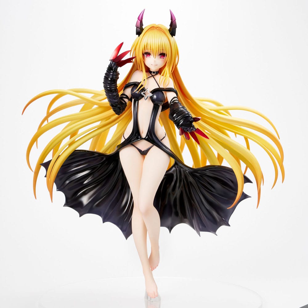 PREORDINE+ 01/2026 To Love-Ru Darkness PVC Statue 1/6 Golden Darkness Darkness Ver. 30 cm