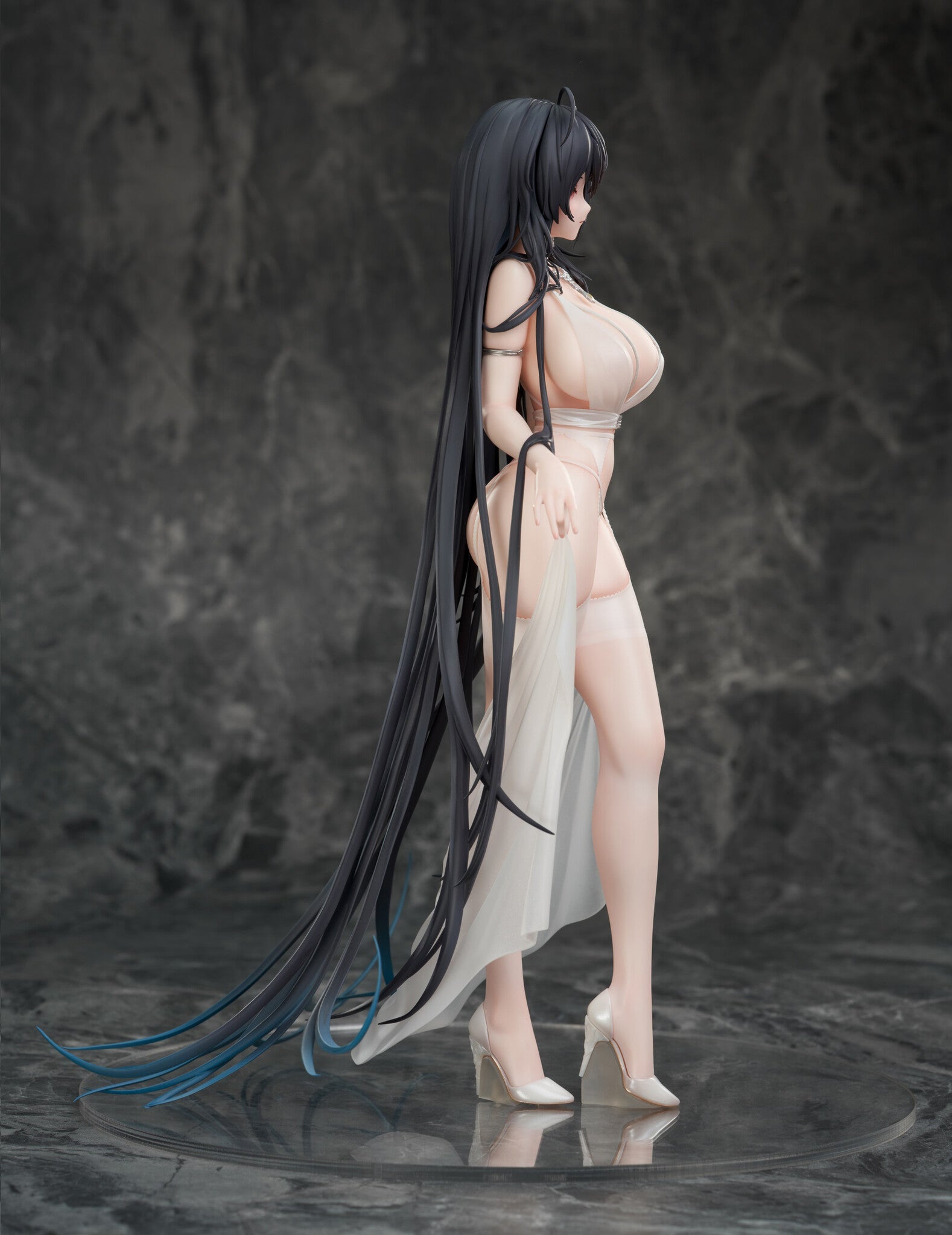 PREORDINE ESAURITO Azur Lane Taiho Wedding: Temptation on the Sea Breeze Ver. Standard Edition 1/6