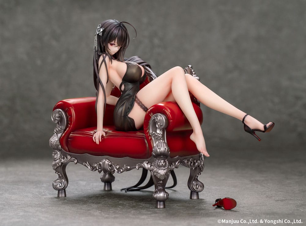 PREORDINE CHIUSO 03/2025 Azur Lane PVC Statue 1/7 Taihou: Rose Ceremony Ver. 18 cm  (PREORDINE NON CANCELLABILE)
