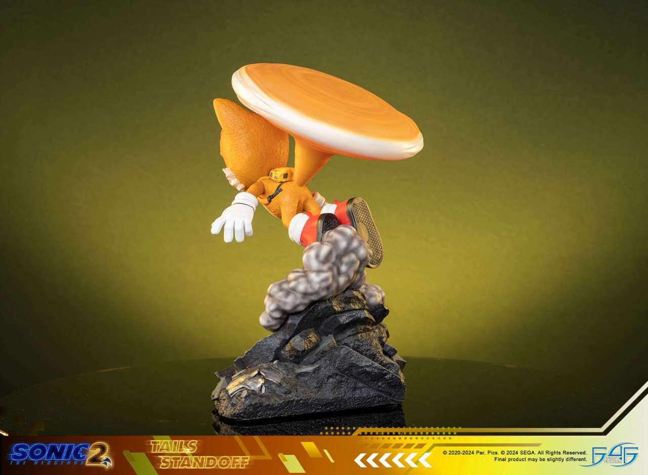 PREORDINE CHIUSO 03/2025 Sonic 2 Tails Standoff Statue 32 cm  (PREORDINE NON CANCELLABILE)