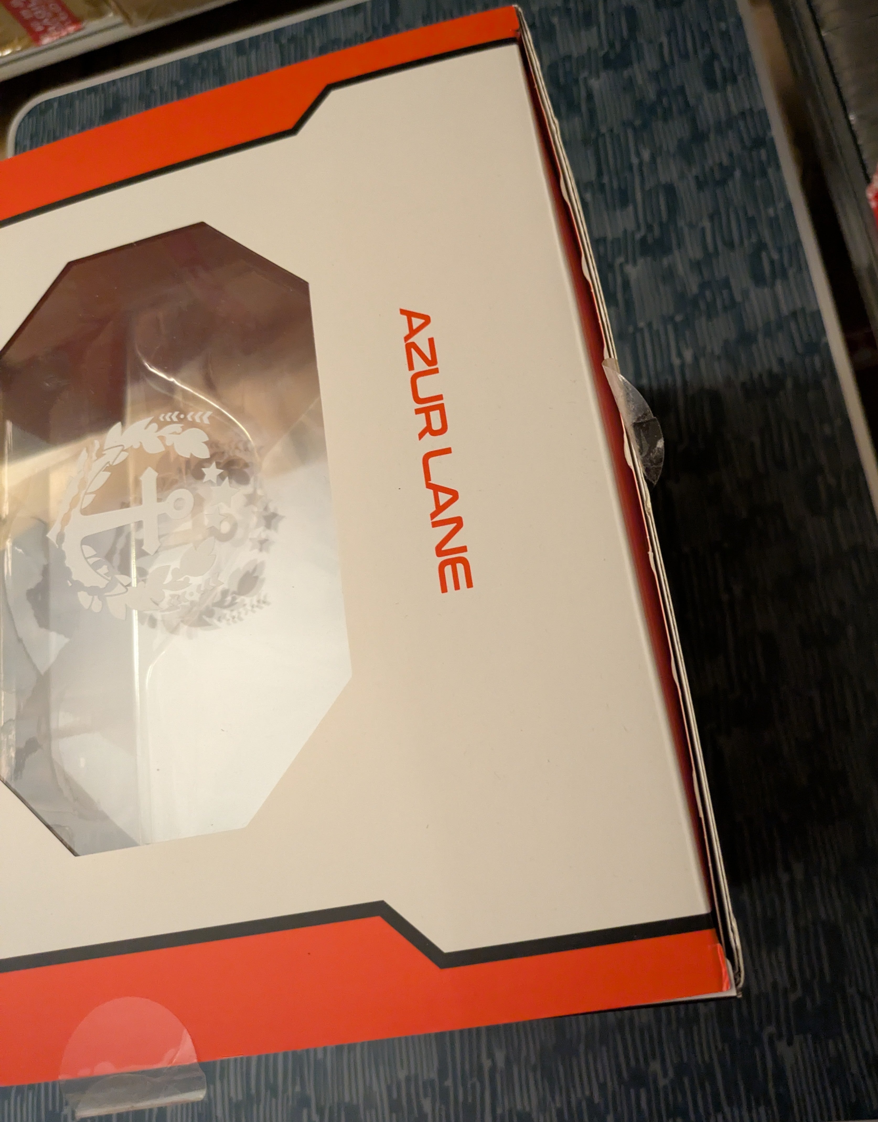 IN STOCK (Scatola aperta) Azur Lane PVC Statue 1/7 Prinz Eugen Final Lap Ver. 30 cm