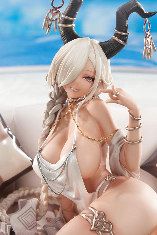 PREORDINE 01/2026 Azur Lane Owari Shimmering Forsythia Ver. 17 cm Statue 1/7 (PREORDINE NON CANCELLABILE)